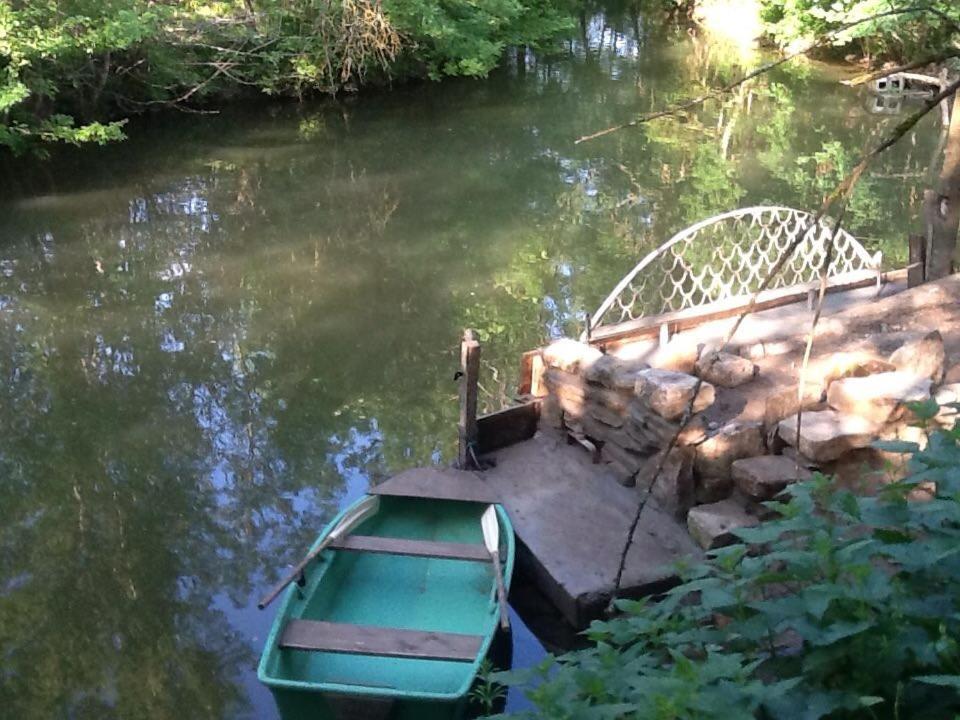En Bord De Riviere Bed & Breakfast Casseneuil ภายนอก รูปภาพ