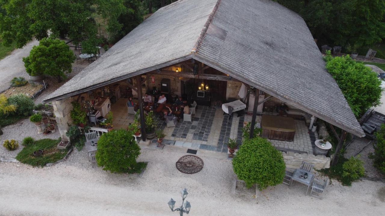 En Bord De Riviere Bed & Breakfast Casseneuil ภายนอก รูปภาพ