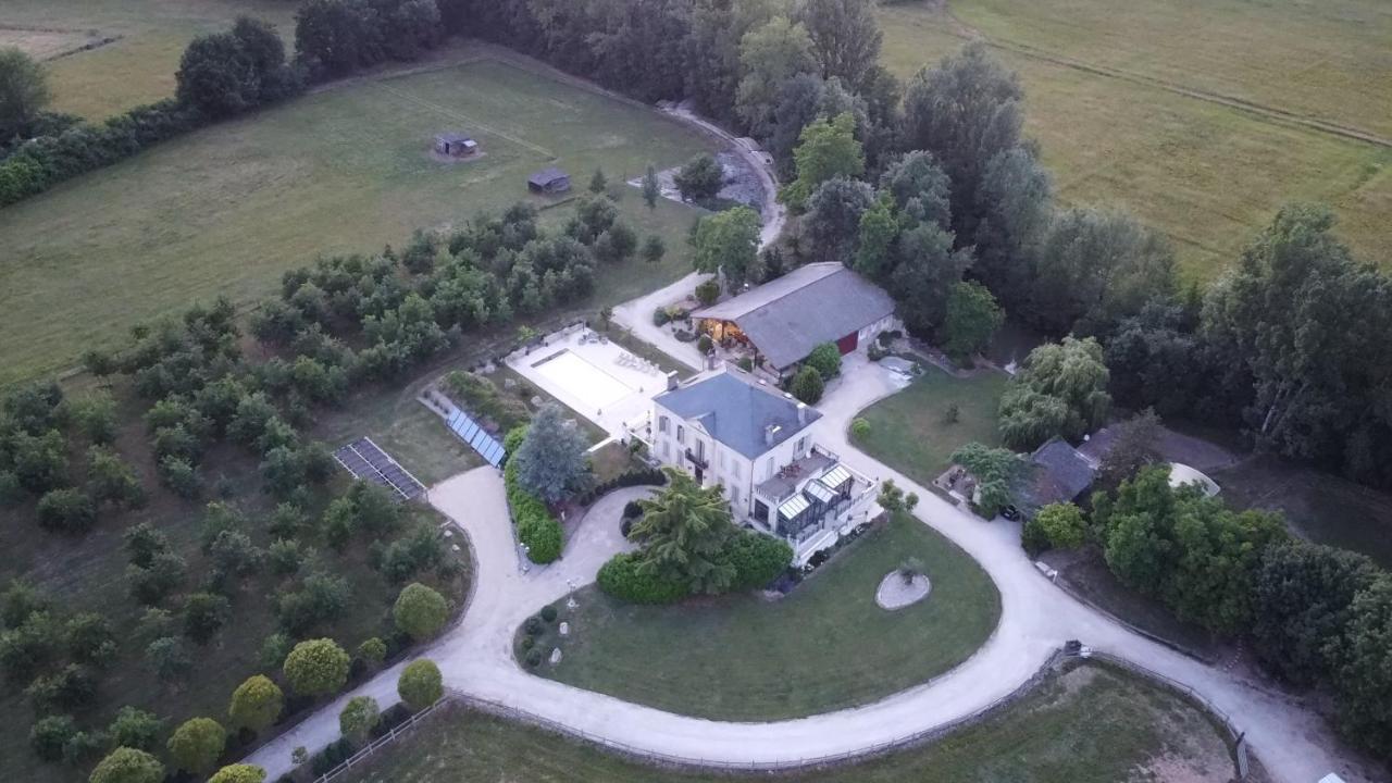 En Bord De Riviere Bed & Breakfast Casseneuil ภายนอก รูปภาพ