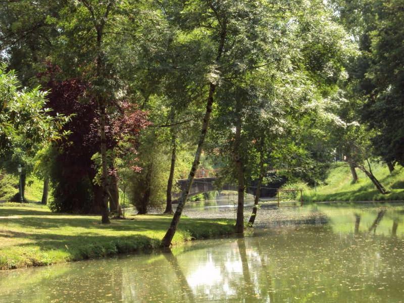 En Bord De Riviere Bed & Breakfast Casseneuil ภายนอก รูปภาพ